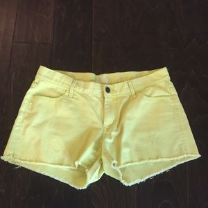 Neon yellow jean Old Navy diva shorts size 10